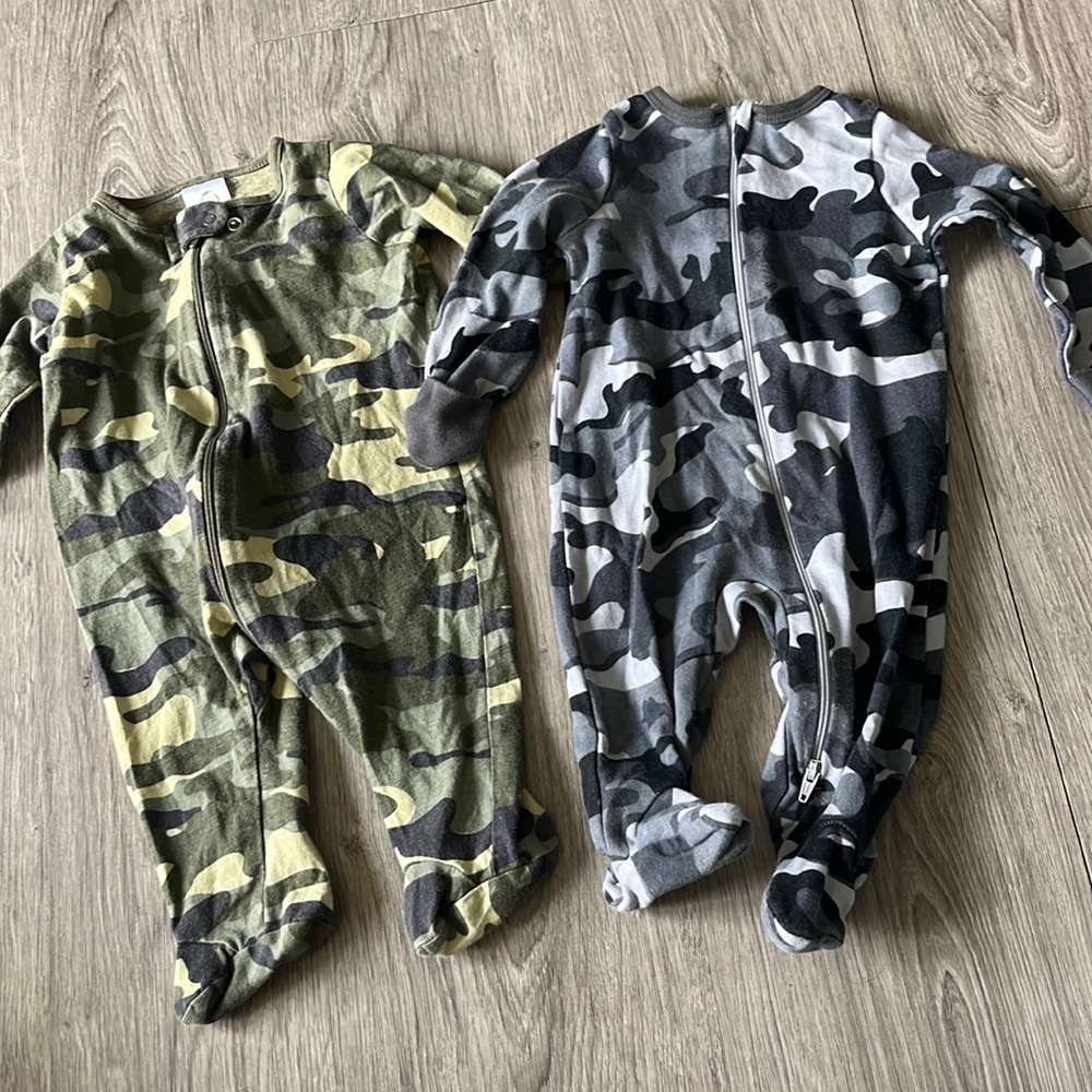 Camo footed sleeper bundle